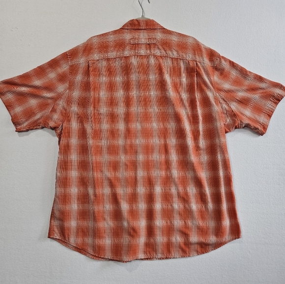 Duluth Trading Co Mens Short Sleeve Button Up Shirt Orange Plaid 2XL Nylon Blend - Picture 2 of 6